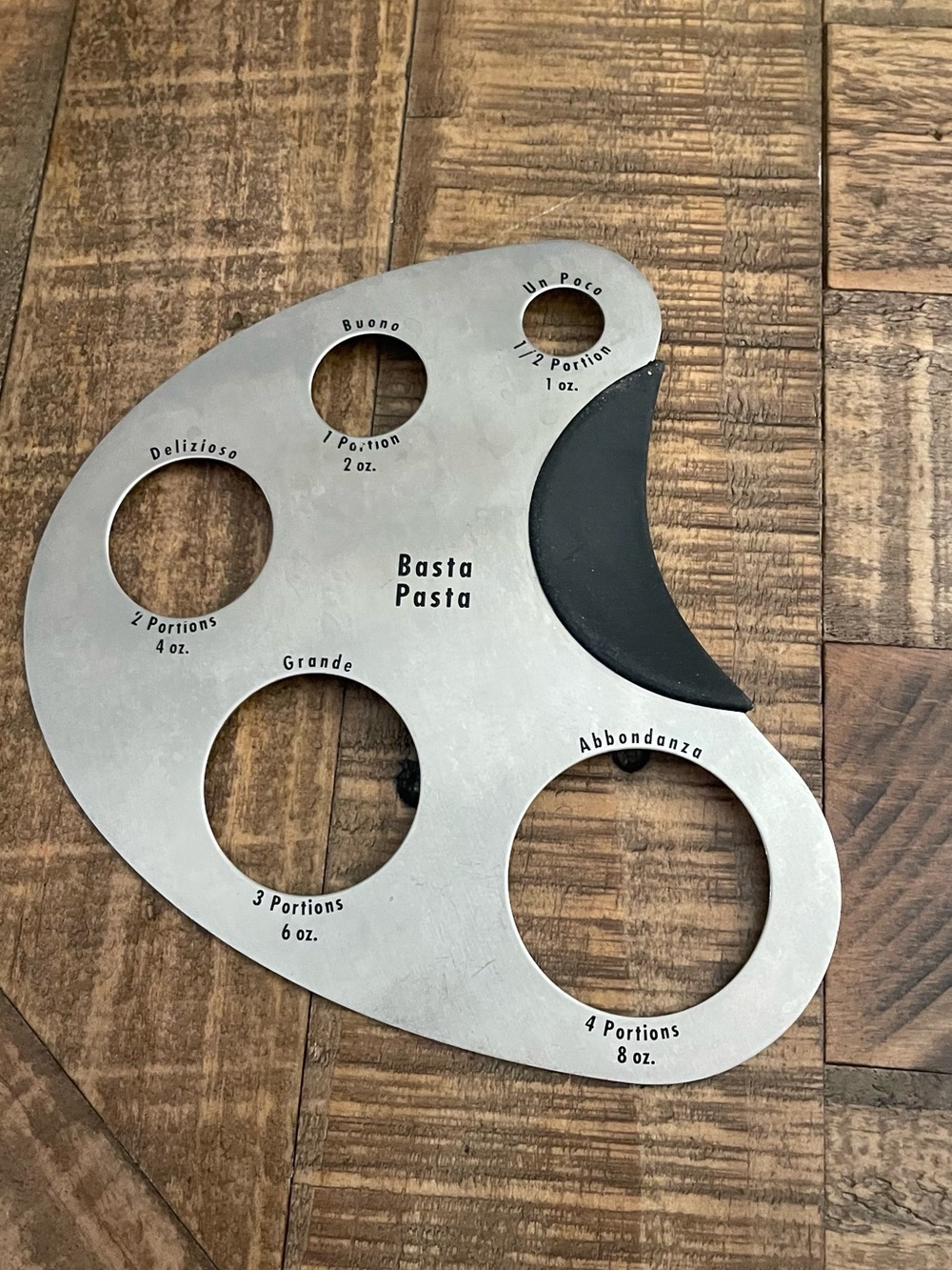 stainless steel spaghetti measurer manufactured by LNT Home